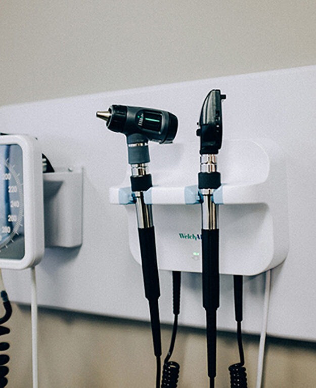 charlesdeluvio-2is2GQovngg-unsplash